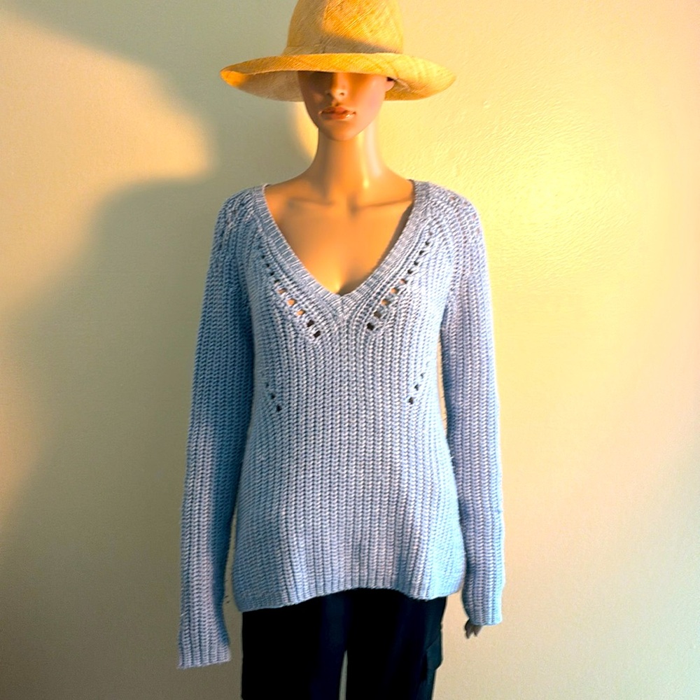 Calypso St Barth light Blue 100% wool sweater Small